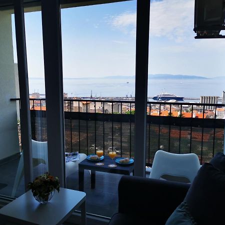 LeeLee Appartement Rijeka Buitenkant foto