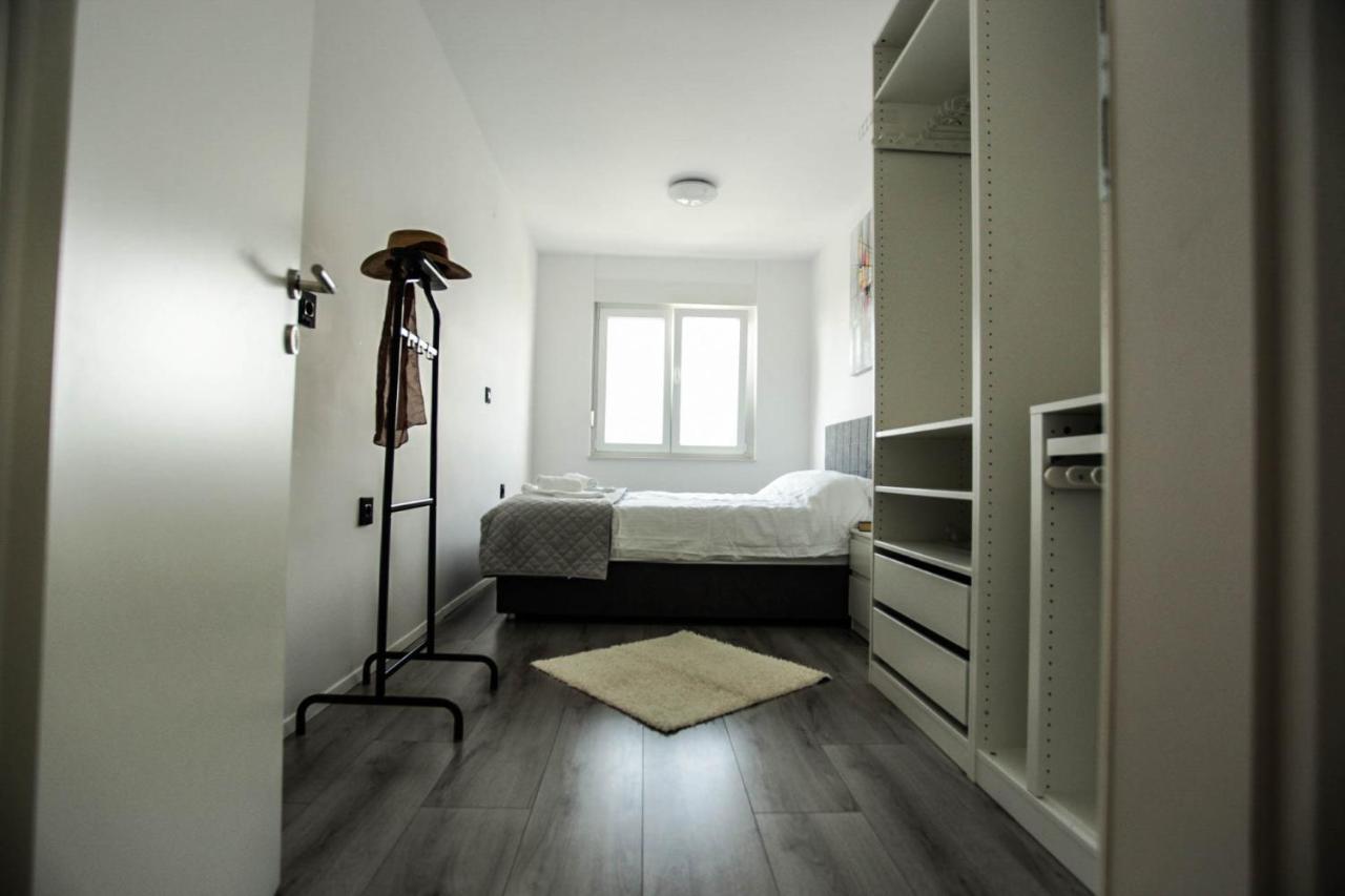 LeeLee Appartement Rijeka Buitenkant foto